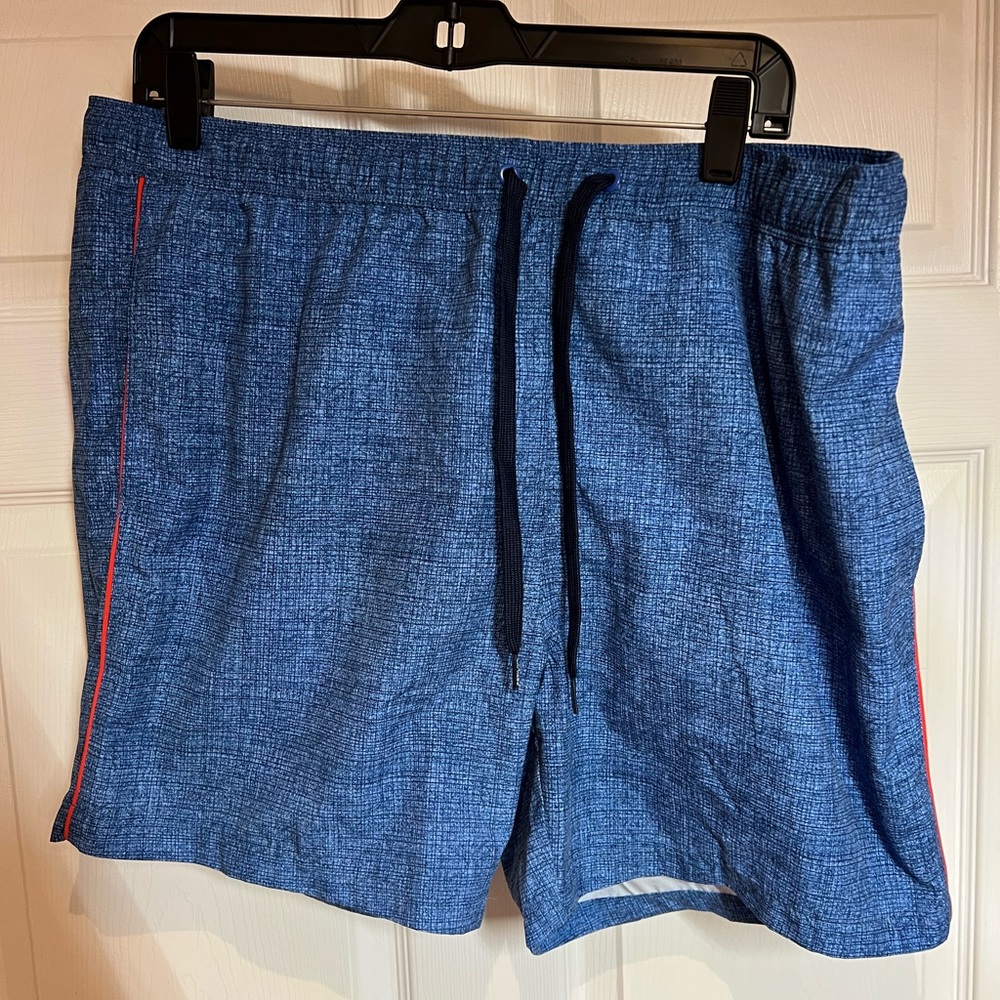Men’s Express board short with liner size L
